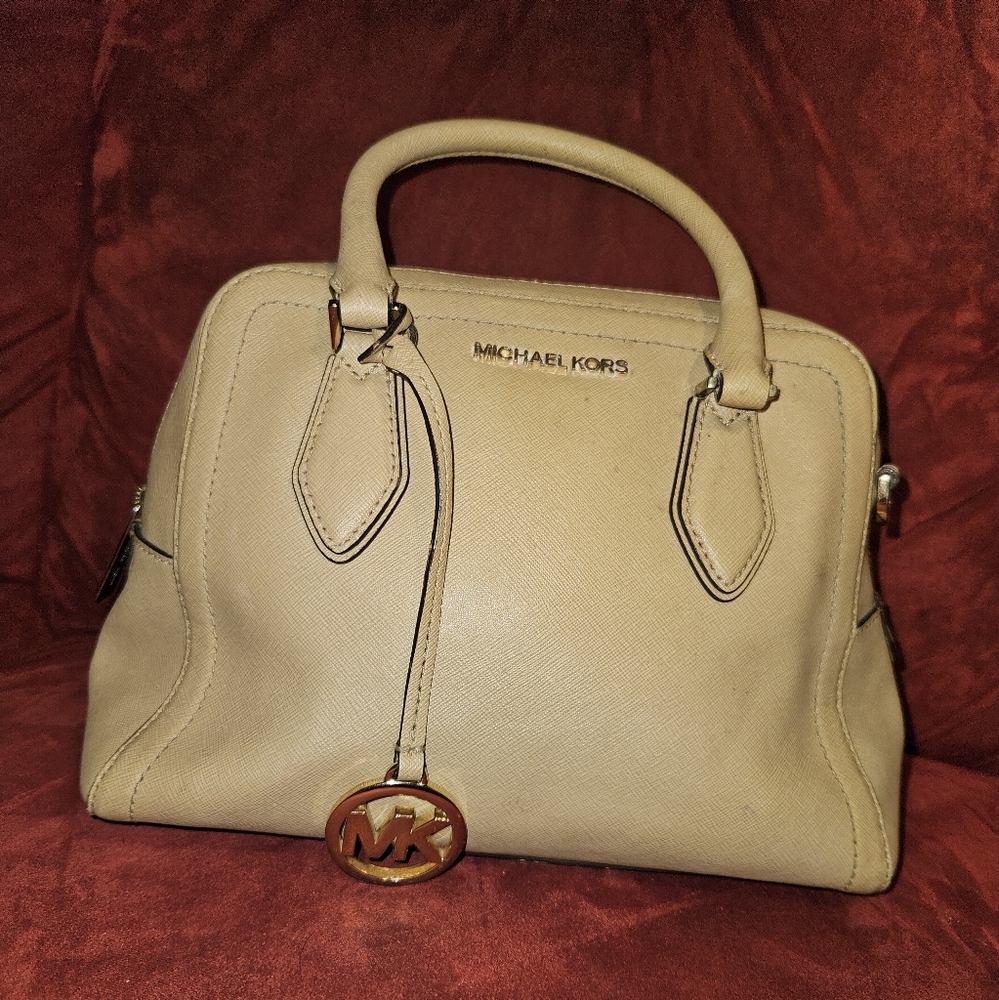 Michael Kors Beige Satchel Timeless Design